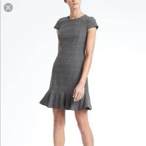Banana Republic Windowpane Lightweight Wool Godet Flounce Sheath Dress Sz 2